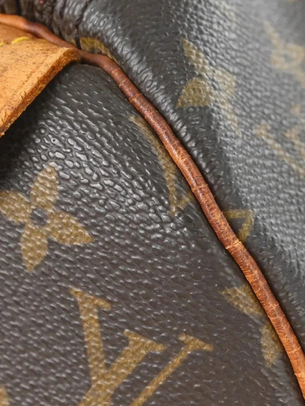 Louis Vuitton Monogram Keepall 45 Duffle Bag - Picture 8 of 15